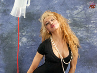 Lez Poo Image s2 Lez Poo Image s2