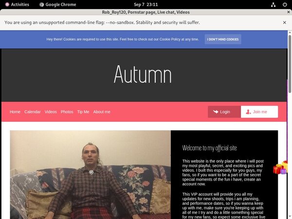 [Image: RobRoy120-With-Iphone.jpg]